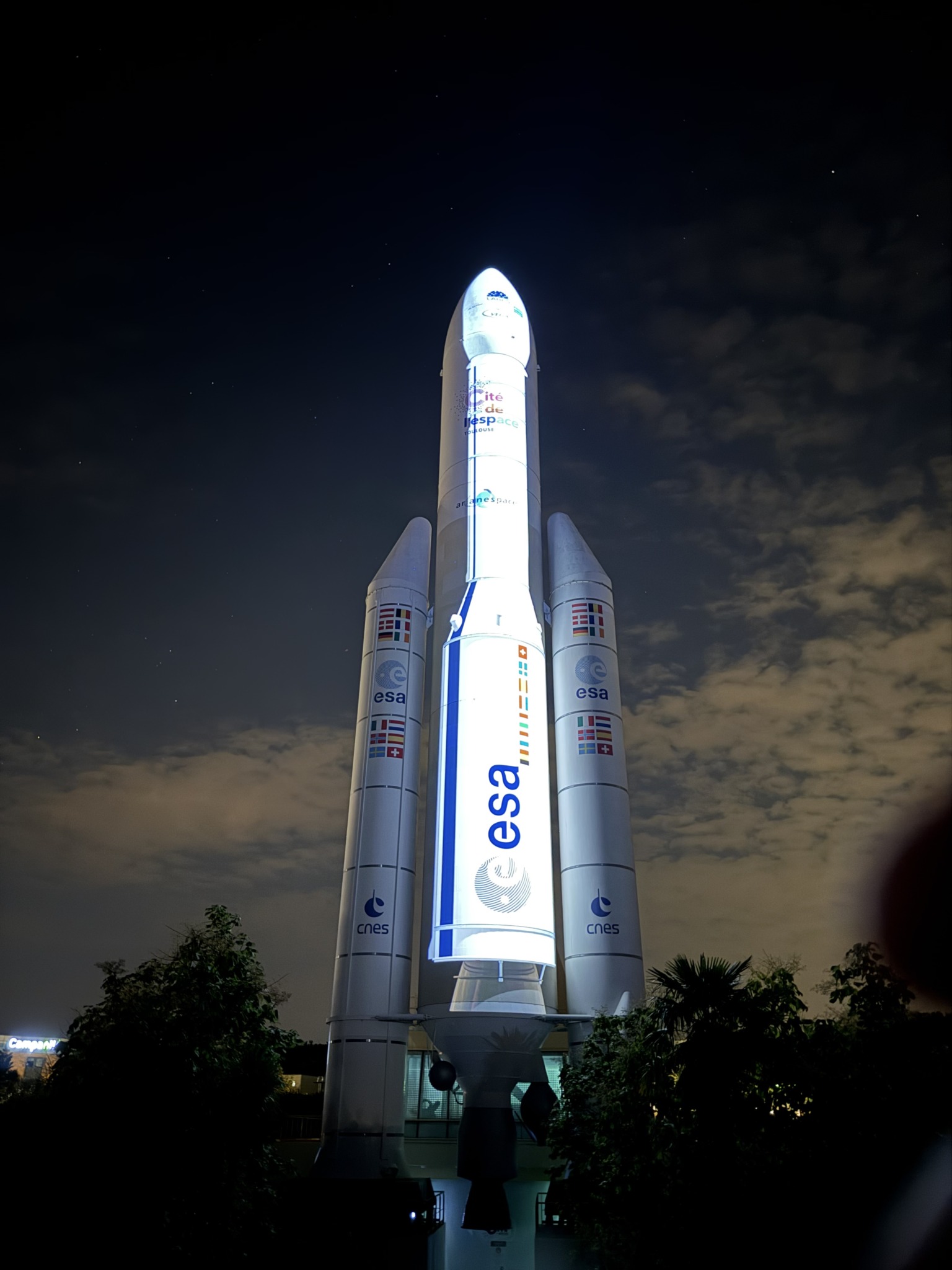 nocturnes cité de l'espace - Ariane 5 esa