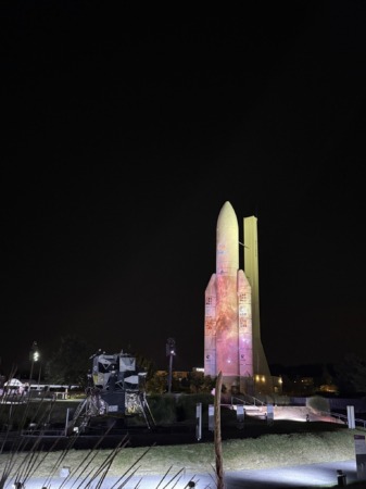 nocturnes cité de l'espace - Ariane 5 vu de l'extérieur